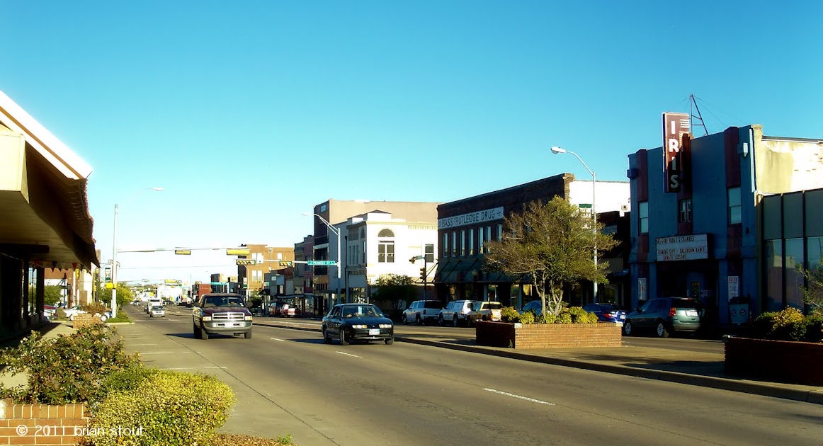 Terrell Texas Daily Photo downtown
