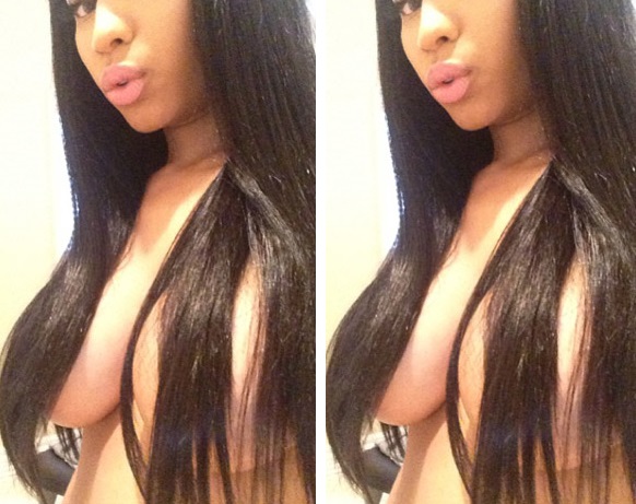 Minaj topless selfie nicki Nicki Minaj