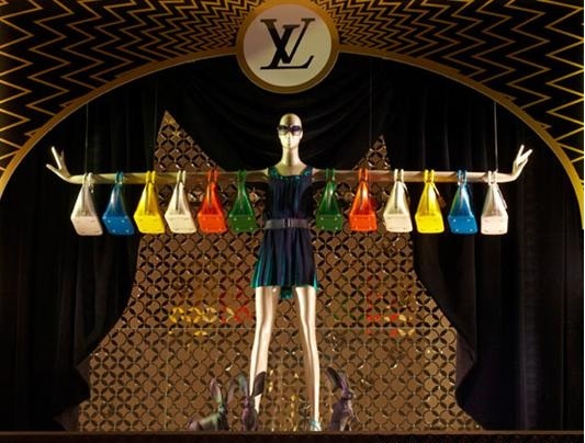 Do iT Like Coco: Visual Merchandising for Spring: Louis Vuitton