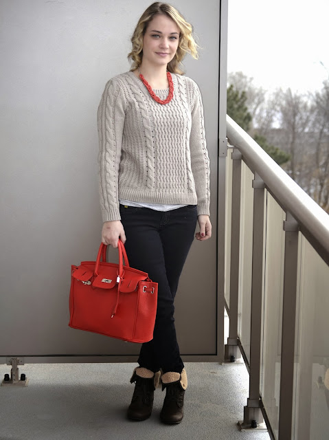 red bag, lockable red bag, call it spring boots, hm sweater, how to style a red bag, how to use a red bag, 