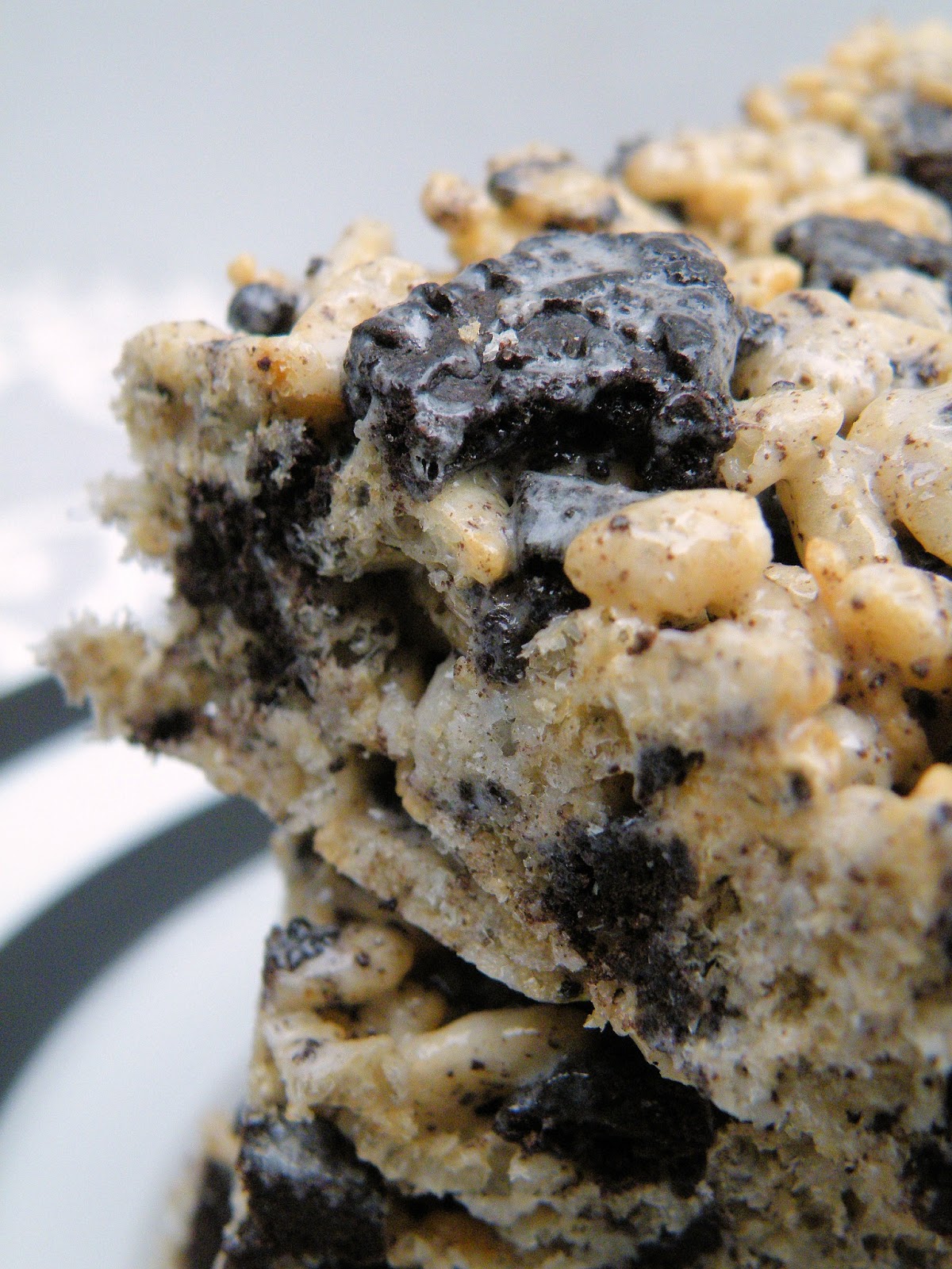 Vittles and Bits Cookies & Cream Marshmallow Crispy Treats