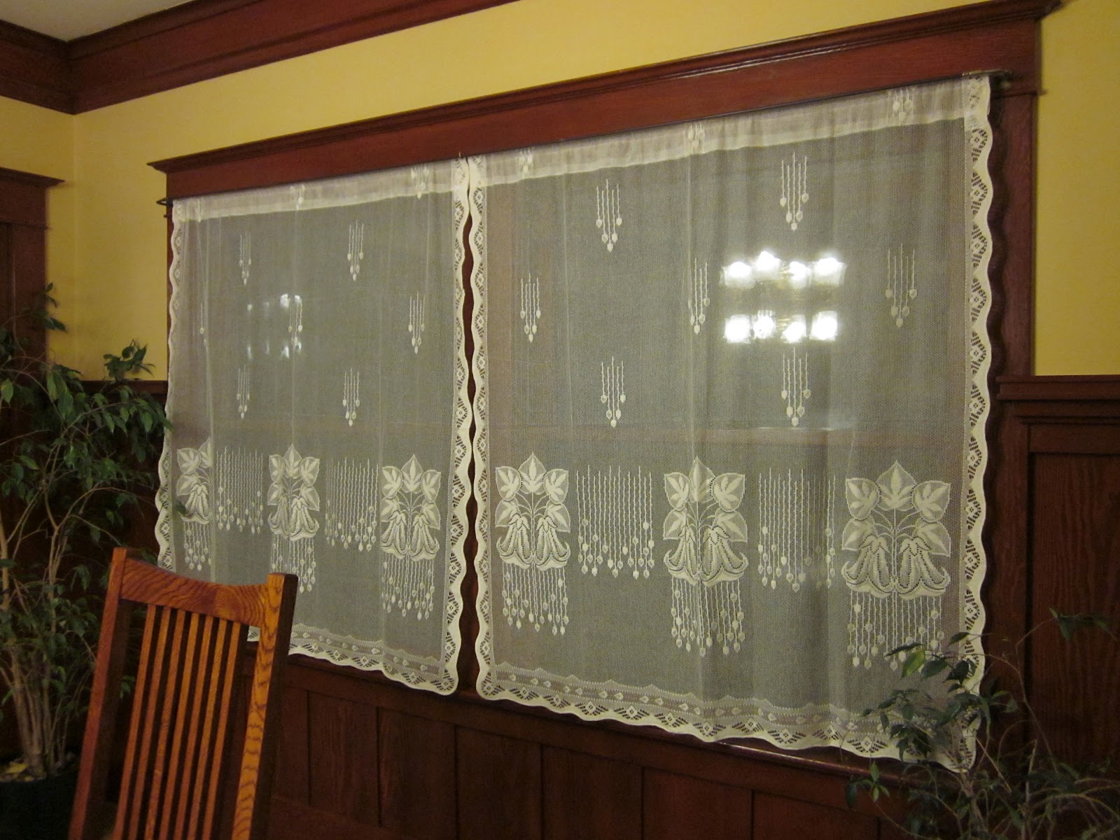 Laurelhurst Craftsman Bungalow New Lace Curtains