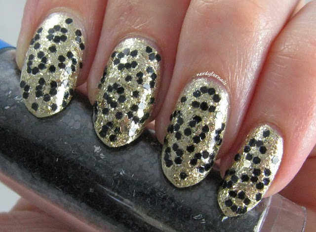 30 Days of Colour Glitter Animal Print Leopard Glitter Placement