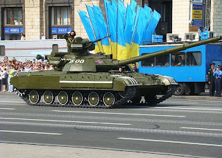 800px-Ukrainian_T-64_tanks_during_the_Independence_Day_parade_in_Kiev.JPG