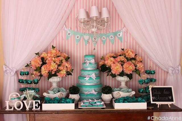 chá decorado cor tiffany