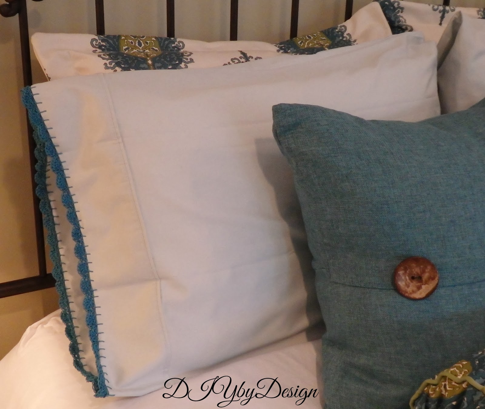 DIY by Design It's All in the Details Crochet Edge Pillowcase Tutorial