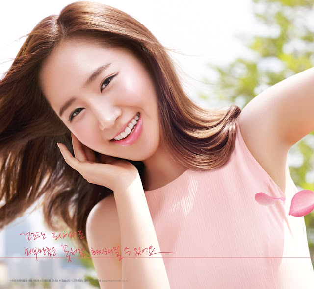 [News][24.07.12] Hãy cùng xem nhiều hình ảnh dễ thương của Yuri khi quảng bá cho thương hiệu mỹ phẩm “Mamonde”. Snsd+yuri+mamonde+(1)