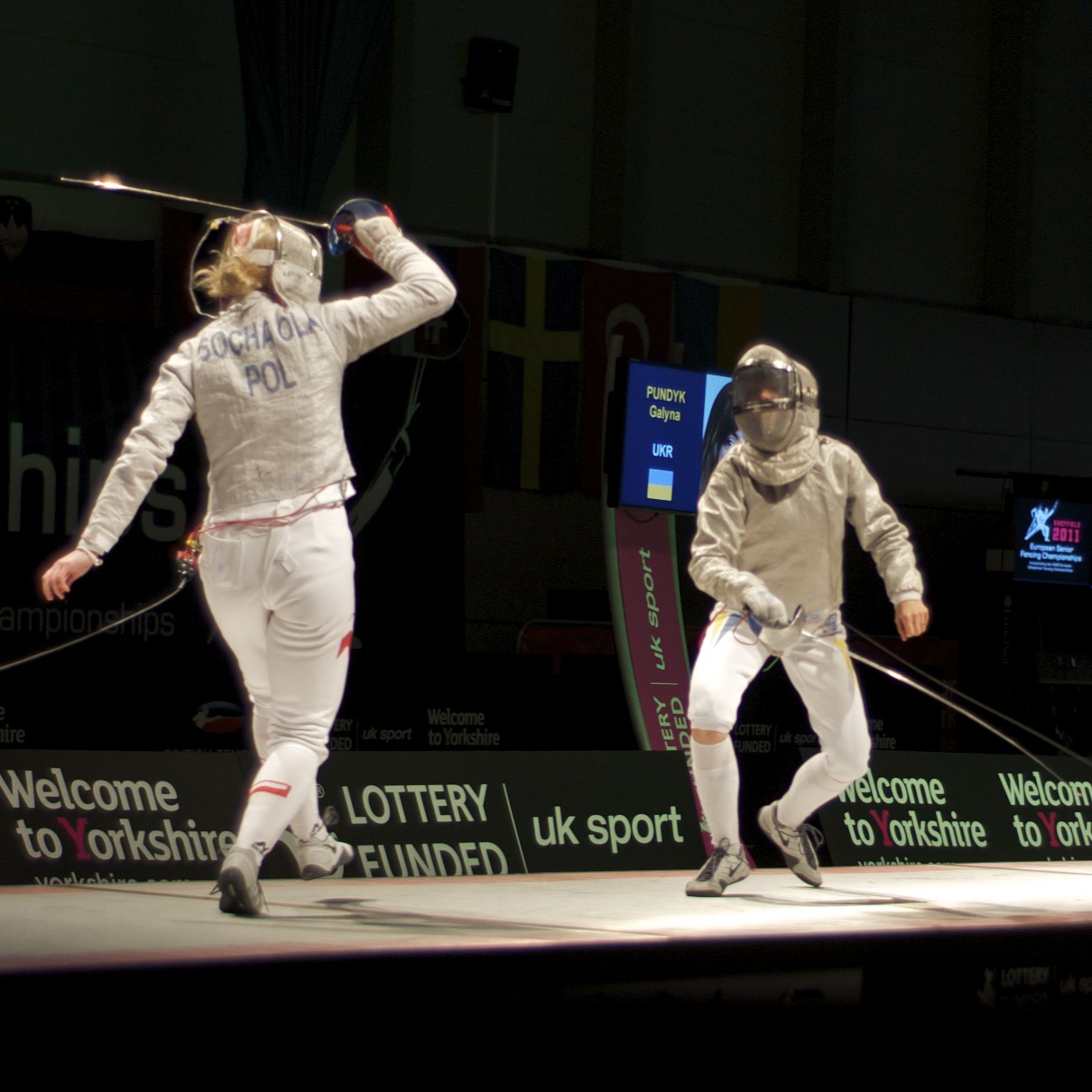 The Plashing Vole Oh yes, there are more fencing photographs to come