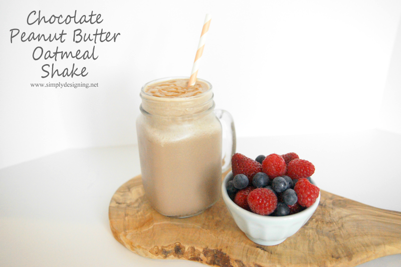 This chocolate and oatmeal peanut butter smoothie is the perfect quick and healthy breakfast for busy school mornings!