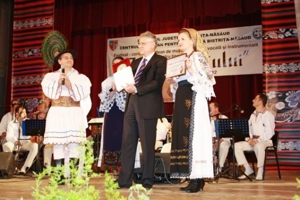 Bistriţa, 22 martie 2012, Festivalul-concurs județean de muzică populară „Zestrea satului”