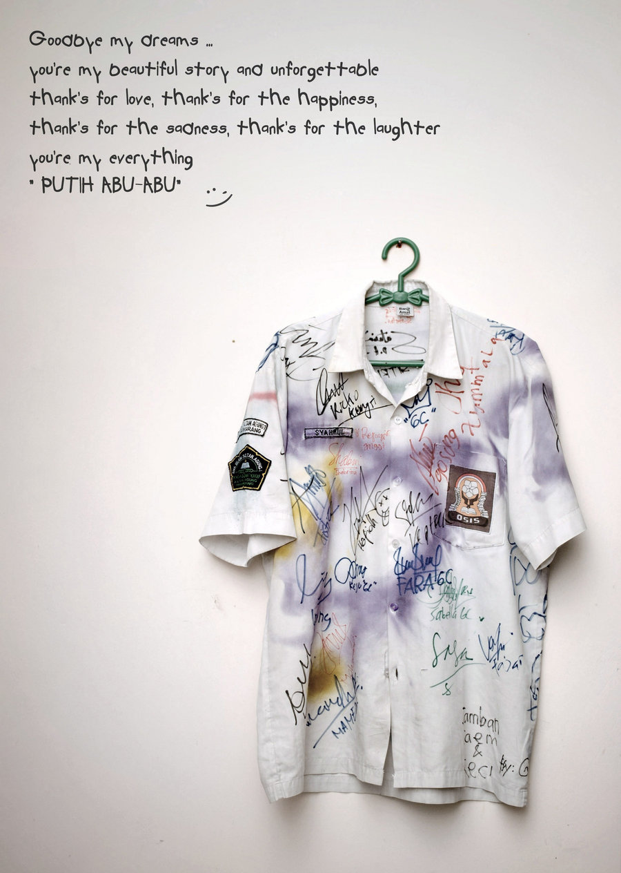 Behind The Scane Warna Warni Putih Abu Abu