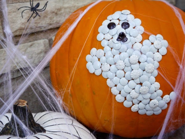 Thumbtack ghost pumpkin and 32 Kid friendly Halloween ideas, Clever Nest with Hometalk #toddler #roundup #costume Thumbtack ghost pumpkin and 32 Kid friendly Halloween ideas, Clever Nest with Hometalk #toddler #roundup #costume
