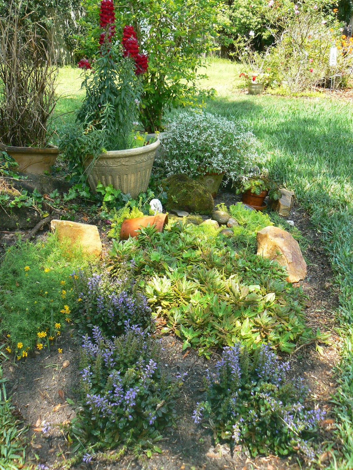 My Crazy Quilt Life: Little Rock Garden......