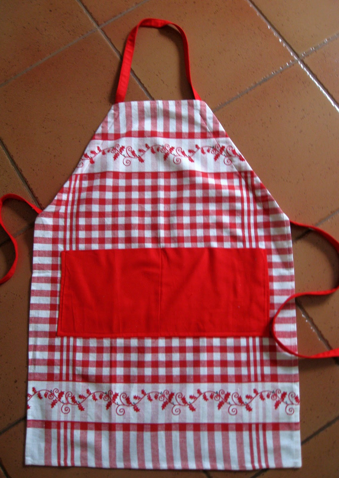 Vicki's Fabric Creations Tea Towel Aprons