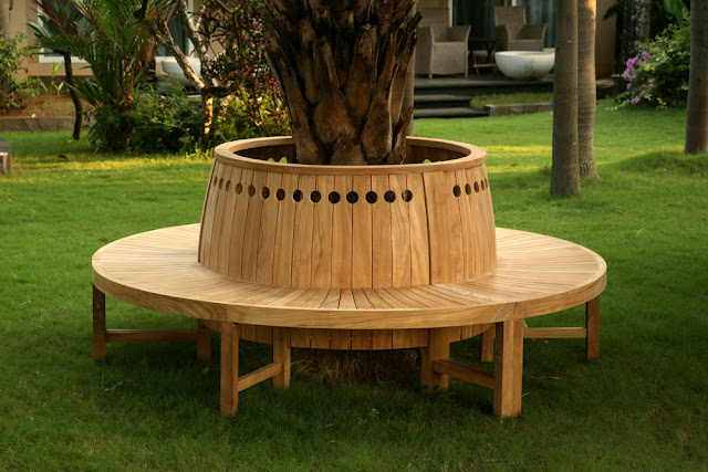 Round Tree Bench