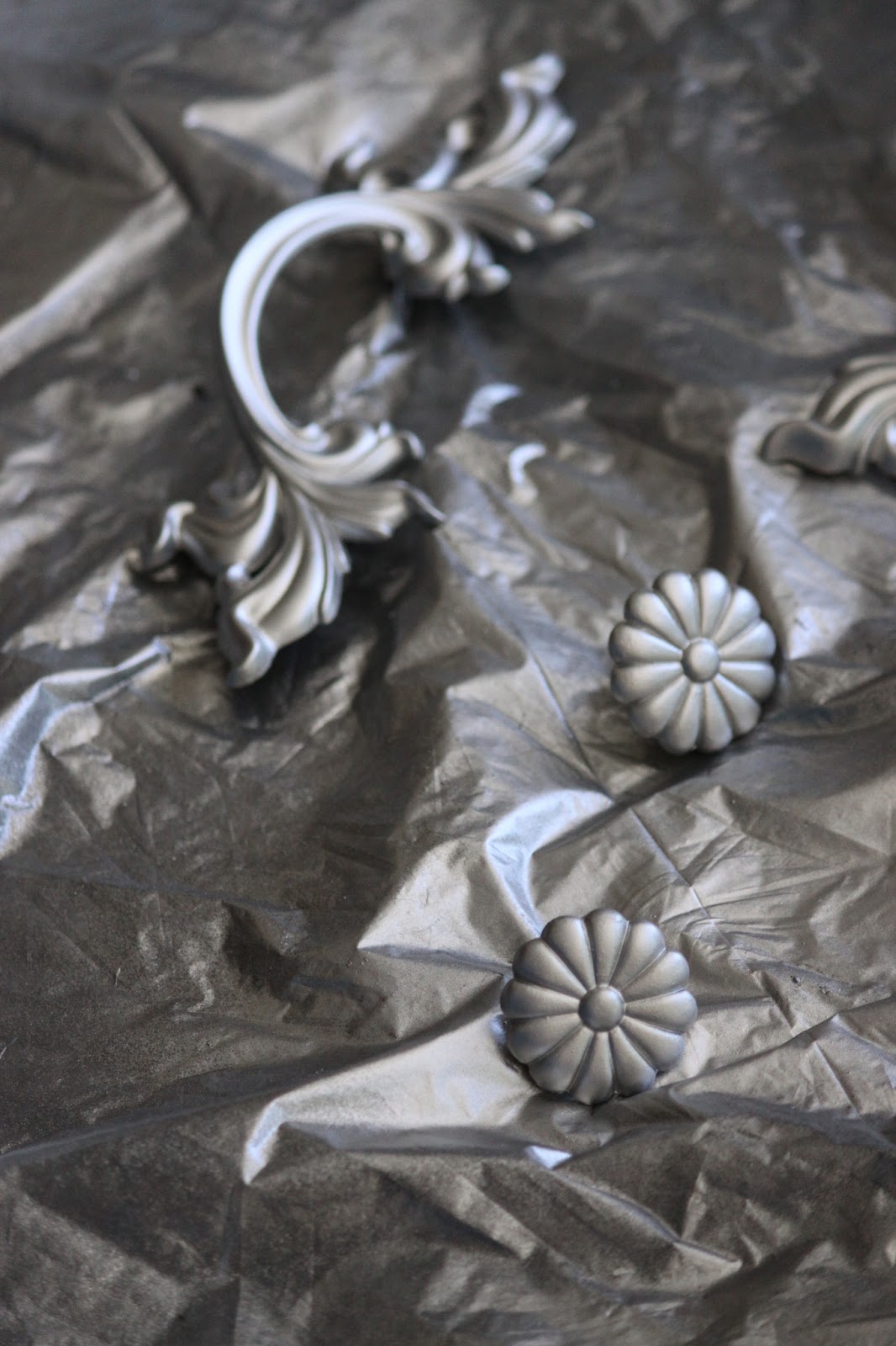 Amy's Craft Bucket Unsanded Grout Chalk Paint UpcycledDresser