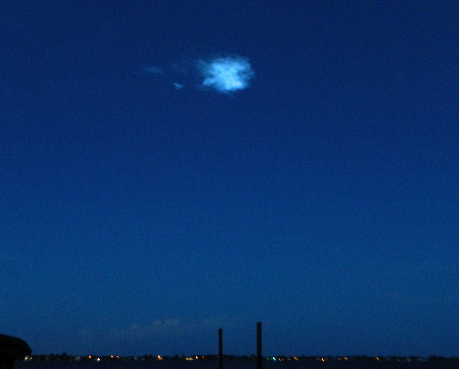 Lise's Log Cabin Life: Delta IV Rocket Launch