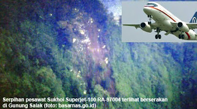 foto pesawat sukhoi superjet 100 ra-97004