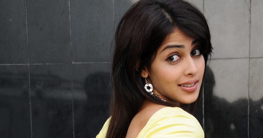 hindi film actress d souza online hindi movie online hot wallpapers genelia d hindi film actress d souza online hindi movie online hot wallpapers genelia d