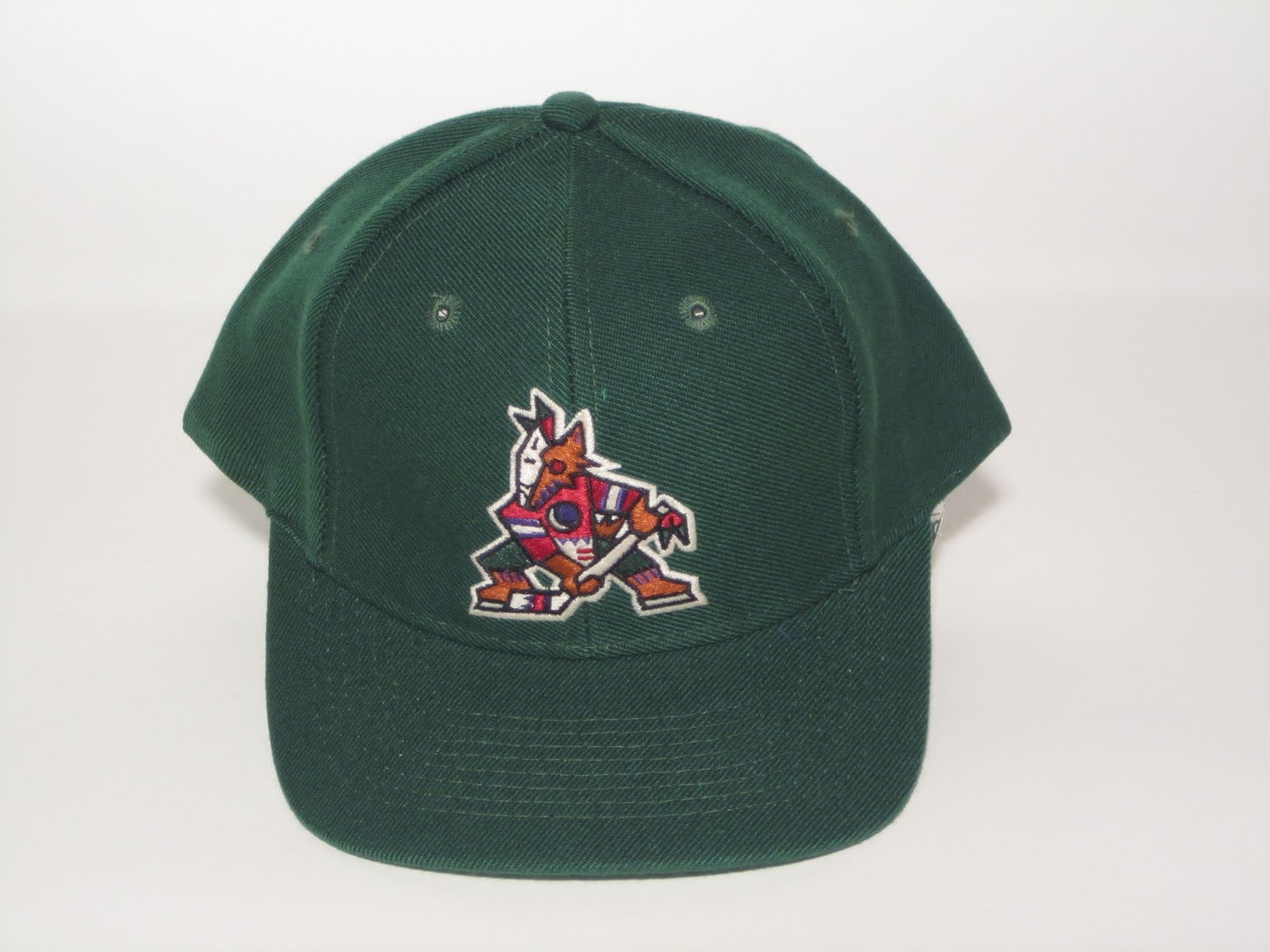 FLAT SPOT SKATE SHOP VINTAGE SNAPBACK HATS FROM THE 80'S AND 90'S