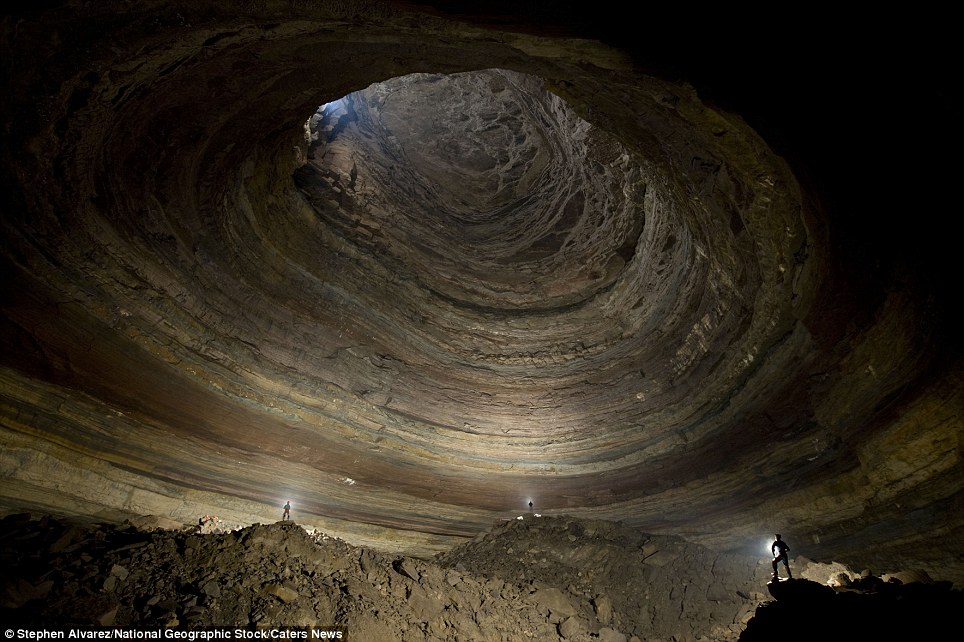Karst Worlds Inside the 'Rumble Room' Incredible images show vastness
