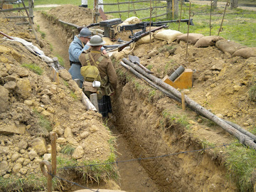 Reconstitution d'une tranchée de 14-18 à Marle (2011)