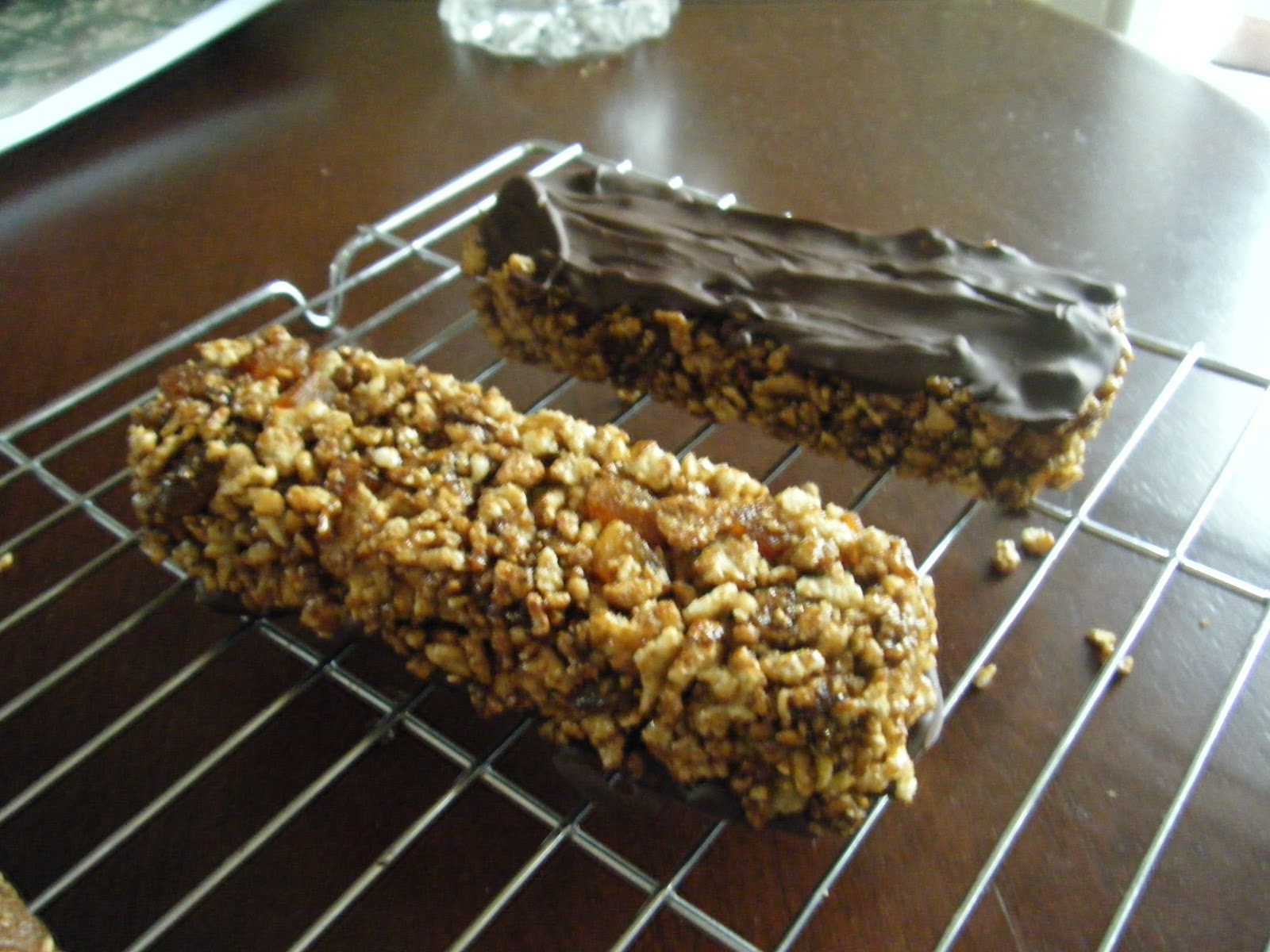 High Iron Apricot Tupperware Snack Bars