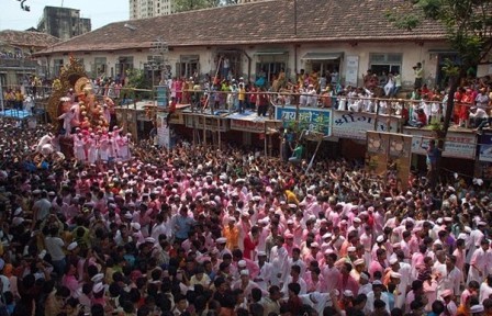 Lalbaugcha Raja Mumbai 2011 Wallpapers, Ganesh Visarjan 2011 Photos