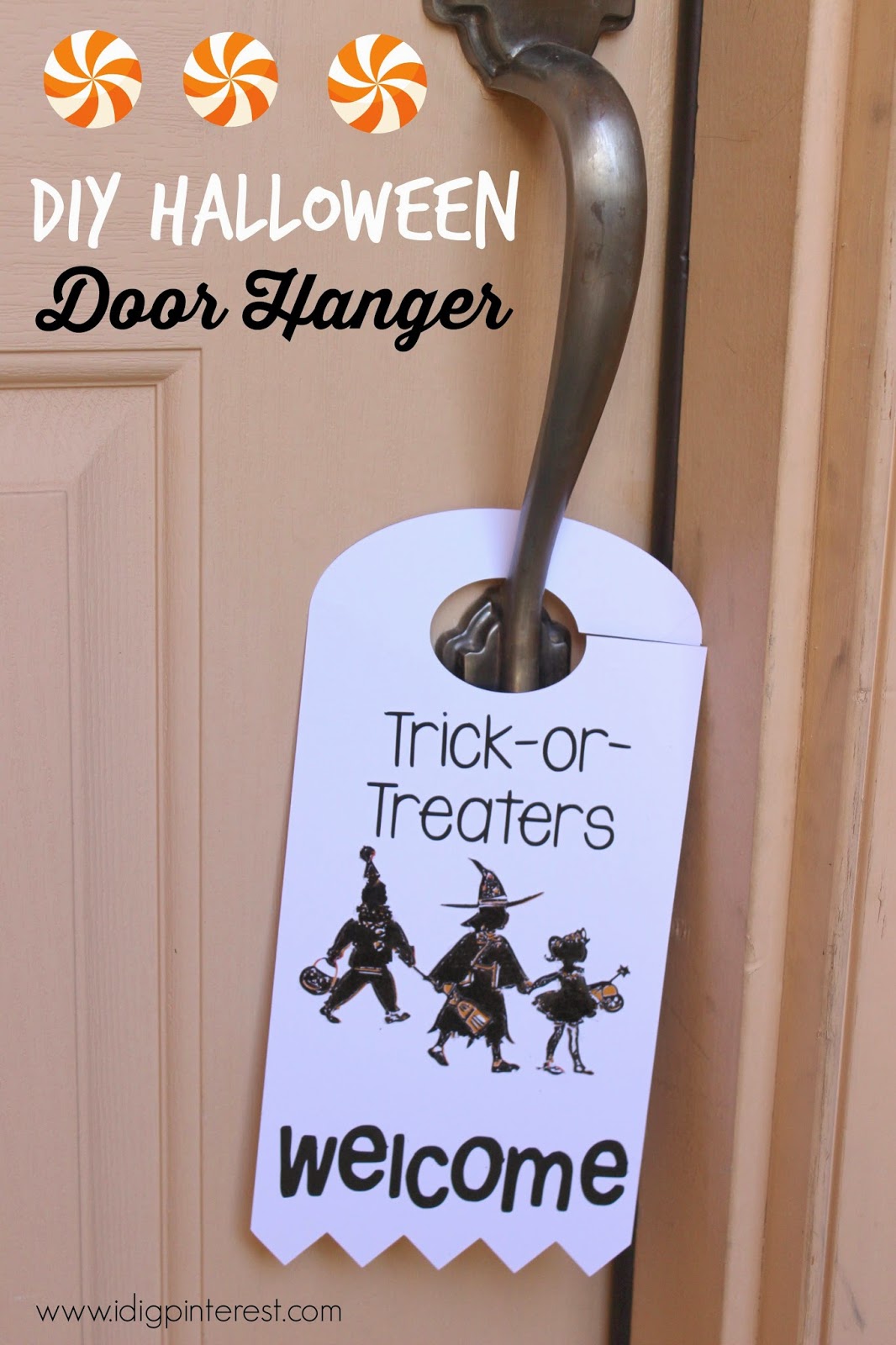 Trick Or Treaters Welcome Halloween Door Hanger With