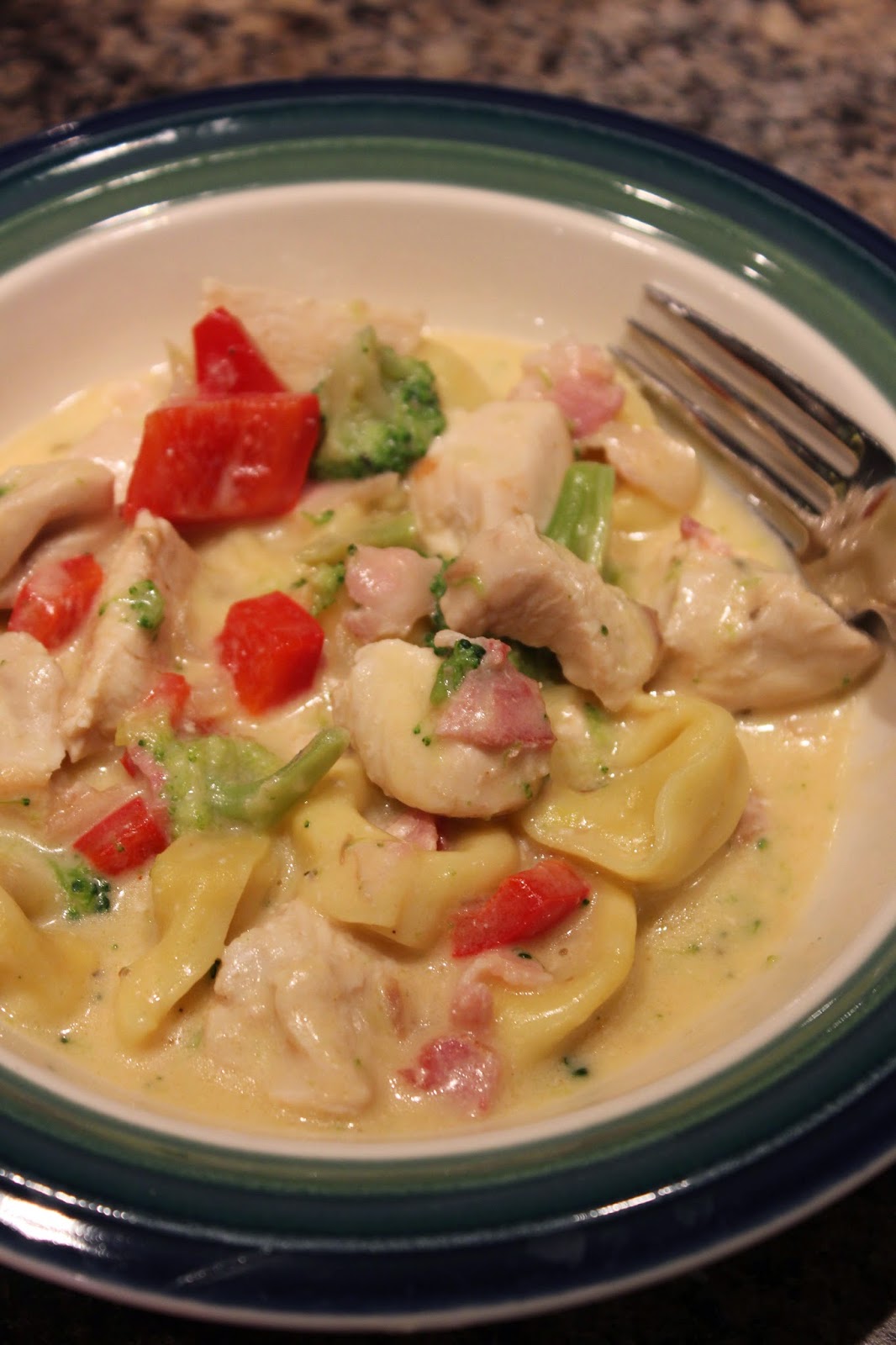 The Busy Moms' Recipe Box Alfredo Chicken Tortellini