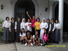 Bro.Bong Lozano with the Veronican Sisters of the Holy Face