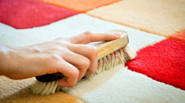 Como remover odor ruim do tapete?