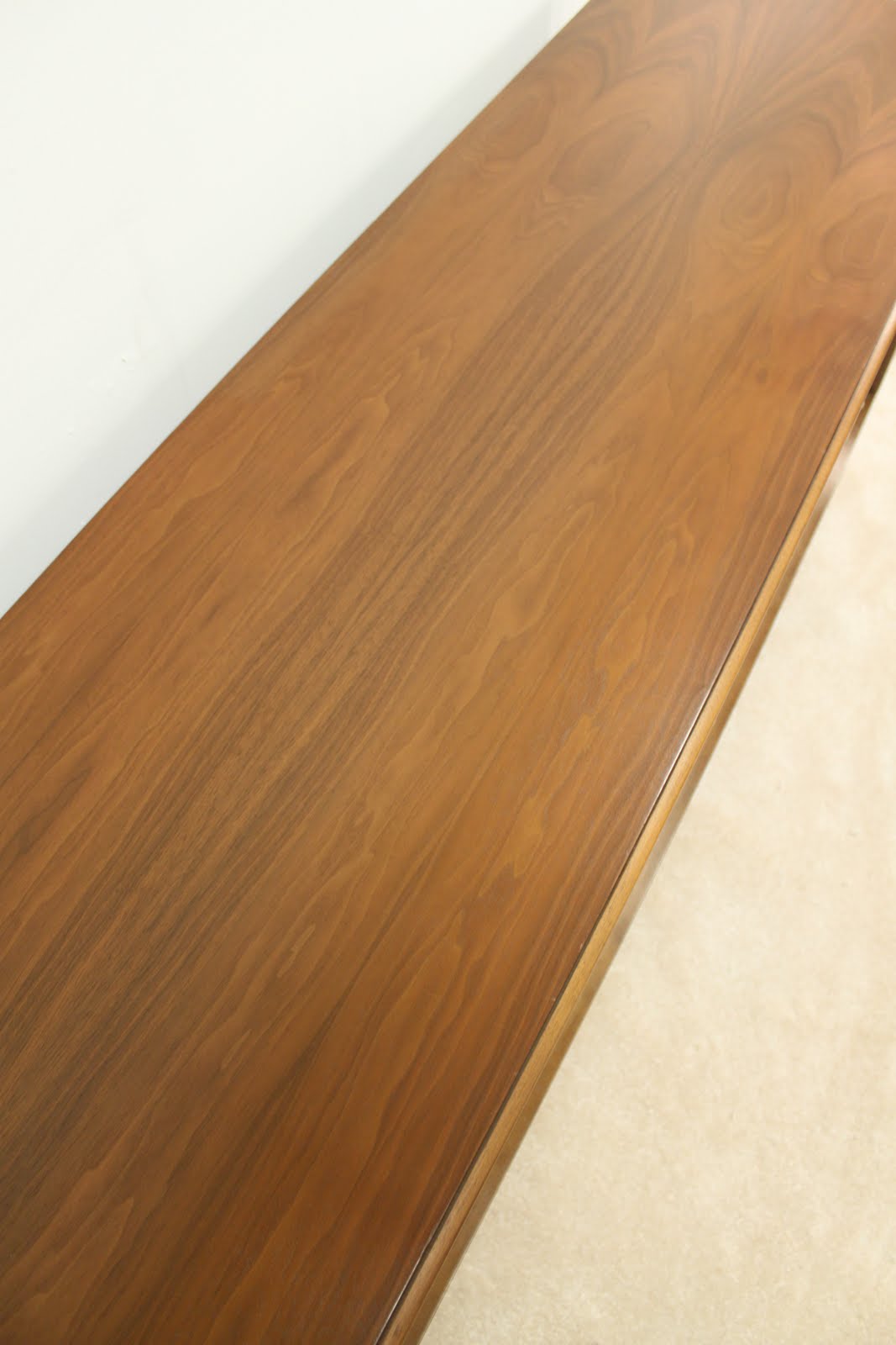 Motel Bp And John Walnut Nine Drawer Dresser