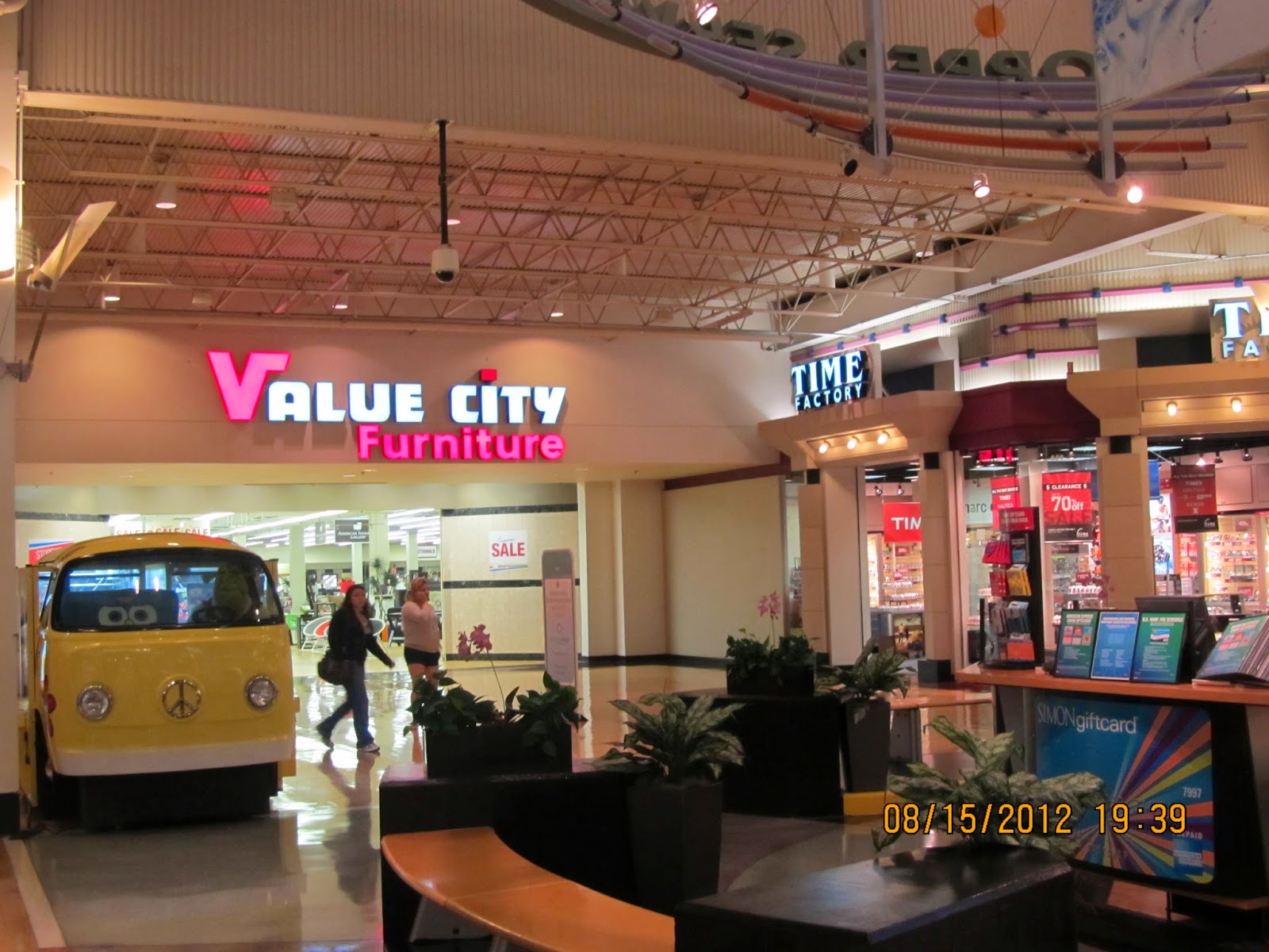 Trip to the Mall Gurnee Mills (Gurnee, IL)