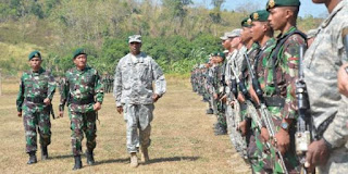 http://2.bp.blogspot.com/-2rSYRsOZuaM/VdWW209FTzI/AAAAAAAAHh4/mWlmHlWOvWI/s1600/kostrad-gelar-latihan-perang-bareng-us-army-di-sukabumi.jpg