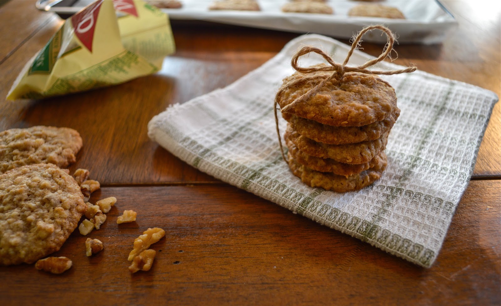 Lacey Oatmeal Cookies with Butterscotch and Walnuts Virtually