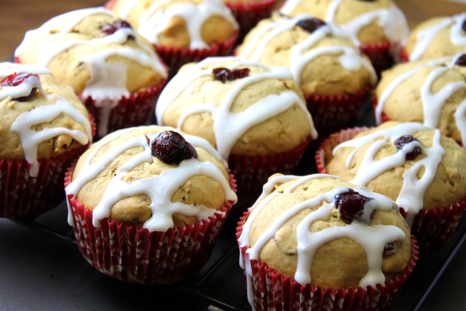 Savoir Faire Muffins de banana con arándanos secos y pecanas