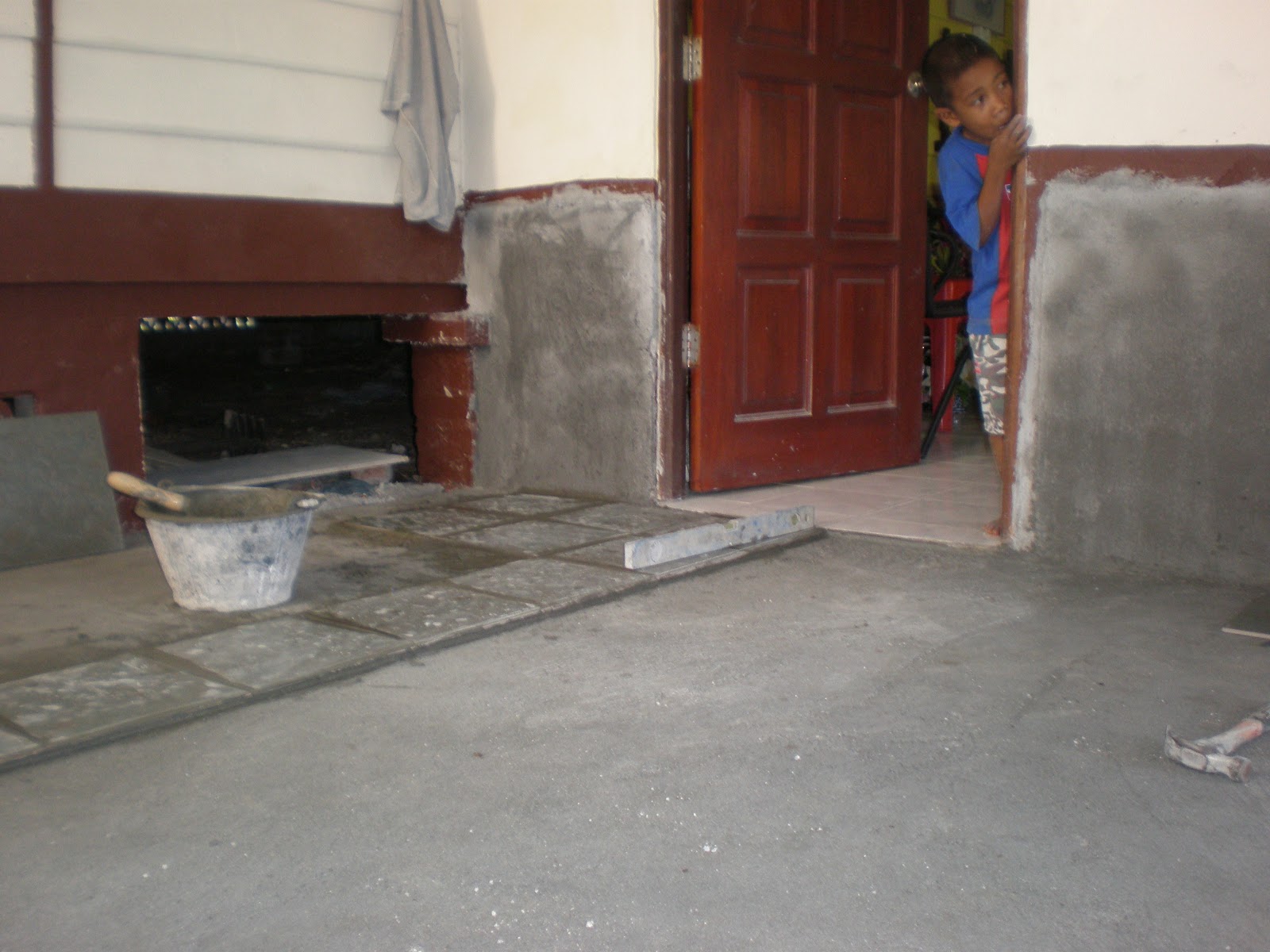 TAMAN DALAM RUMAH: RUMAH KECIL TIANG SERIBU.....