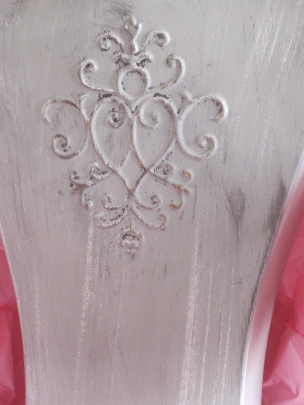 Decorated Chaos How to Get That Distressed & Aged Look Using Latex Paint