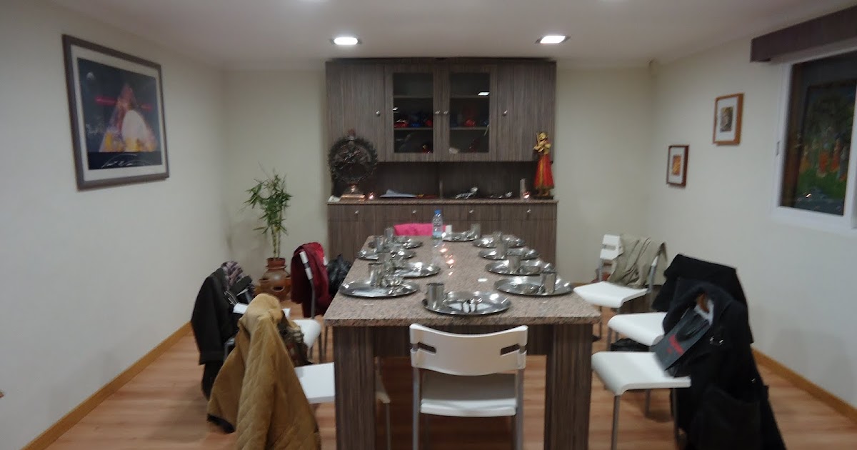 BTL Imagens: Sala de jantar no Templo Hindu