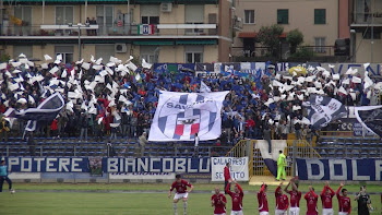 Savona- Valée d'Aoste piove ma la gradinata ruggisce