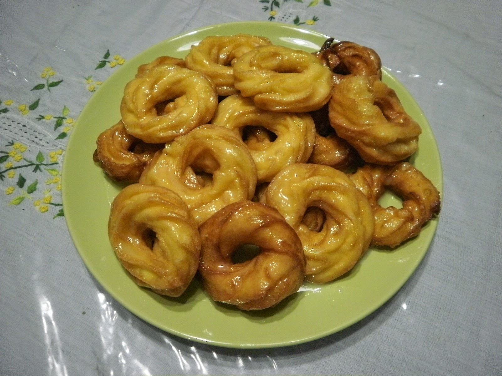 Zara ♥ Baking FRENCH CRULLER DONUTS