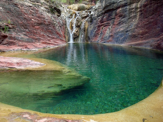 FUENTES DE AYODAR