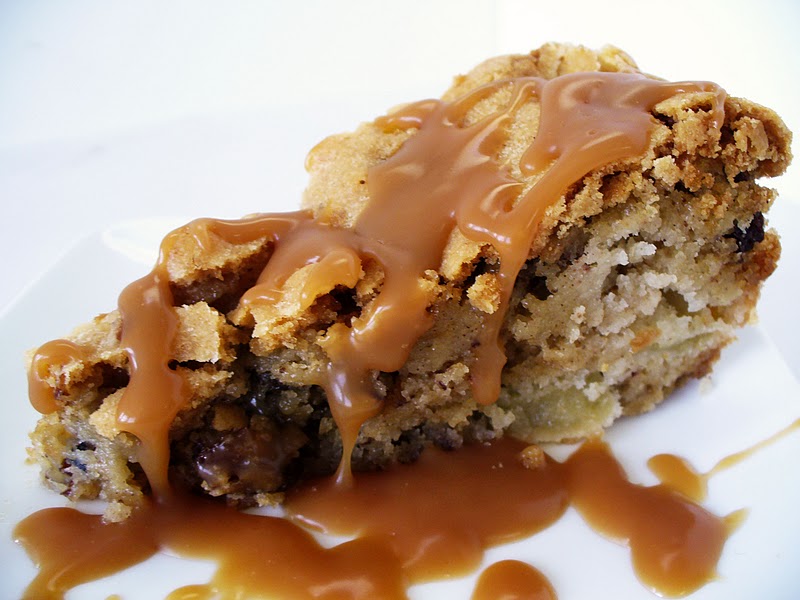 Warm Apple Cake With Caramel Sauce Warm Apple Cake With Caramel Sauce