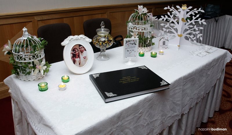 wedding reception guest books