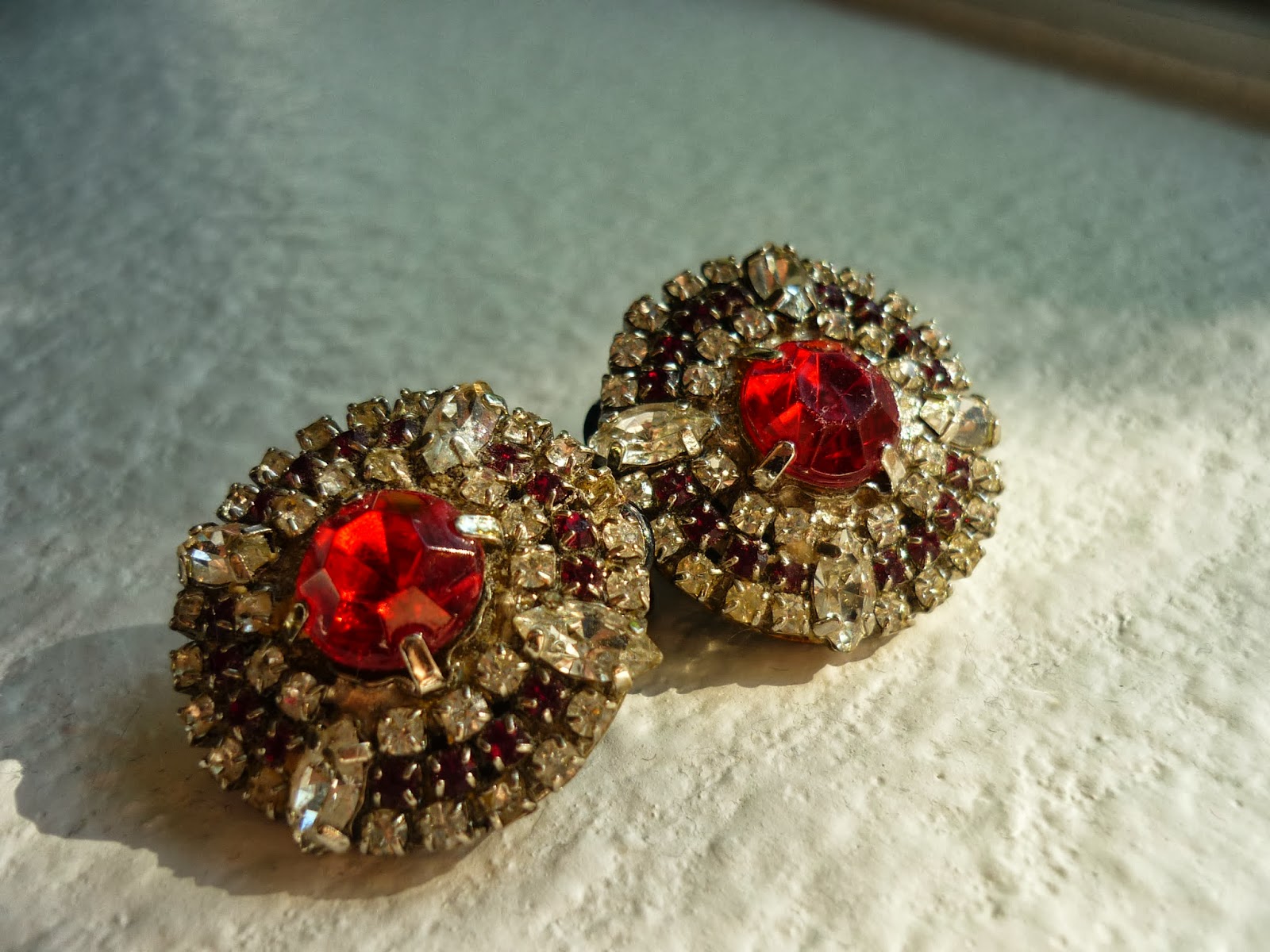 The Handy Dandy Helper DIY Vintage Shoe Clips