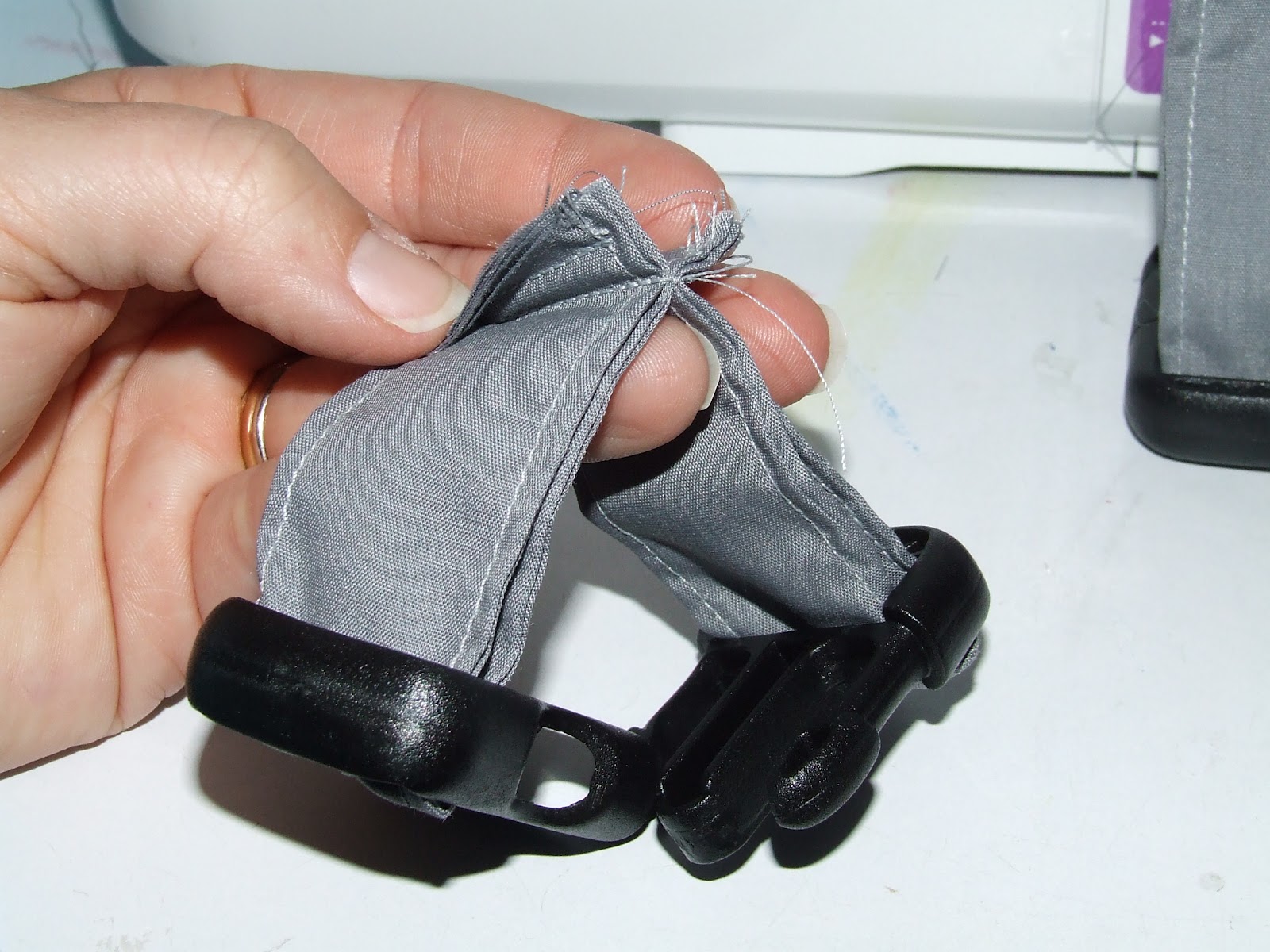 My Inner Need to Create... Messenger Bag into a Bike Bag