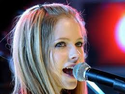 Biography Avril Lavigne - Singer