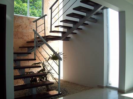 Decoración Minimalista y Contemporánea: Ideas para decorar bajo escaleras