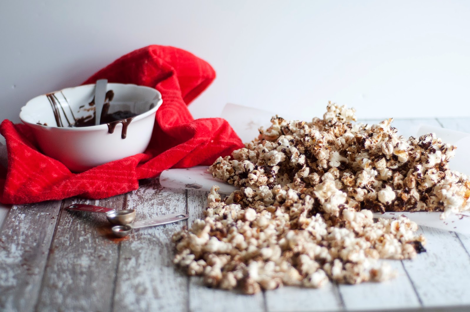 lakyn + judah cinnamon sugar kettle corn with spiced chocolate drizzle